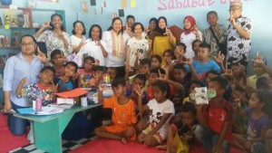 PIA DPRD NTT PEDULI ANAK-ANAK DI PENFUI TIMUR