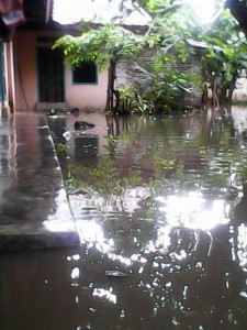 DESA GARUNTANG KEC. BUMIWARAS KOTA BANDAR LAMPUNG RAWAN BANJIR