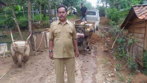 AKSES JALAN KABUPATEN WANARATA GAPURA LUMPUH