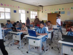 SMAN 9 SOLOK SELATAN LAKSANAKAN UJIAN PRA UNBK