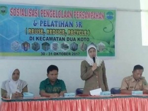 SOSIALISASI PENGELOLAAN PERSAMPAHAN MENJADI REDUCE, REUSE DAN RECYCLE (3R)