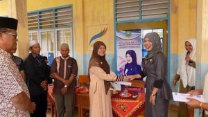 ANGGOTA DPRD PASAMAN “YUNELDA ASRA, SH.,” JEPUT ASPIRASI MASYARAKAT