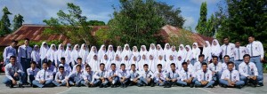 KEPSEK SMKN 1 SAWAHLUNTO DRA. SRI SUMARNI, LDK BAGI OSIS SALAH SATU JALUR PEMBINAAN