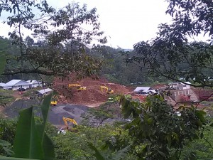 Akibat Limbah Pencucian  Batu Dari Waskita,Petani Di Rugikan