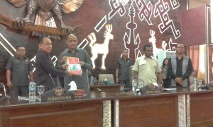 Gubernur NTT Serahkan LKPJ Akhir Masa Jabatan