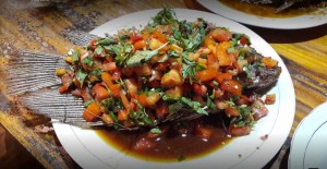 Nikmatnya Santap Gurame Dabu-Dabu Di Cafe and Resto Azkiya