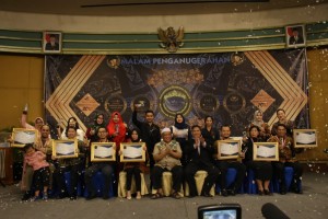 Penganugrahan Nusantara Platinum Award 2018 Bertemakan “Bangun Indonesia Dengan Cinta”