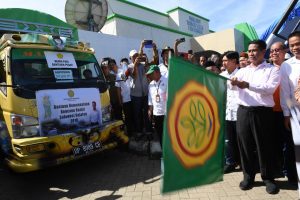 Mentan Bantu Korban Banjir di Tujuh Kabupaten Sulsel