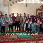 Camat Pitumpanua ,melepas CJH kecamatan Pitumpanua 25 orang