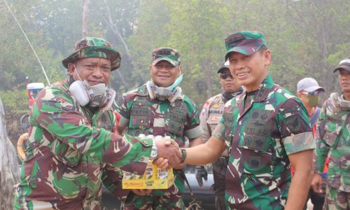 Awali Tugas di Bumi Khatulistiwa.Pangdam XII/Tpr Tunjukan Keseriusan Tanggulangi Karhutla