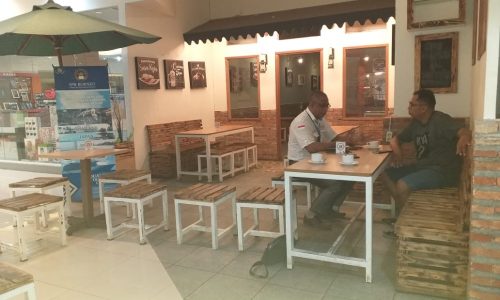 Dampak Demo Berkelanjutan, Perekonomian Indonesia Melemah