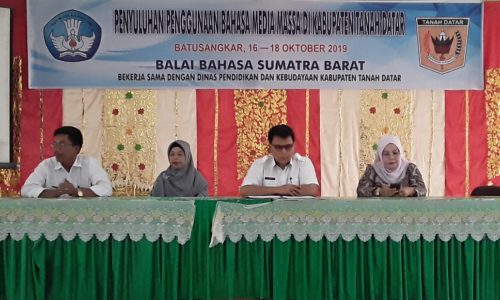 Road Show Balai Bahasa Sumatra Barat:Penyuluhan Penggunaan Bahasa Media Massa Di Kab. Tanah Datar