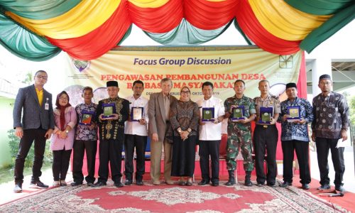 Dalam Rapat Koordinasi Bibit Samad Riyanto  Fokus Di Pembangunan Desa