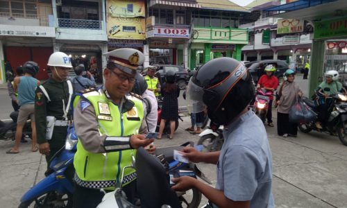 Hari Terakhir Operasi Zebra oleh Satuan Lalulintas Polres Singkawang