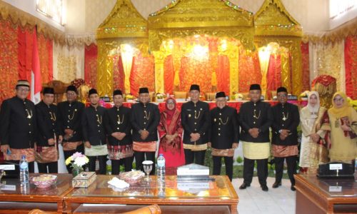 TOKOH NASIONAL KUNJUNGI HARI JADI KOTA SAWAHLUNTO KE 131 TAHUN
