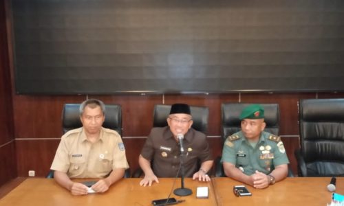 Terkait Virus Corona Walikota Minta warga Depok jangan panik dan tetap tenang.