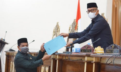 Rapat Paripurna VII Masa Persidangan I Tahun Sidang 2020/2021,Tiga Ramperda Inisiatif DPRD Wajo di Setujui.