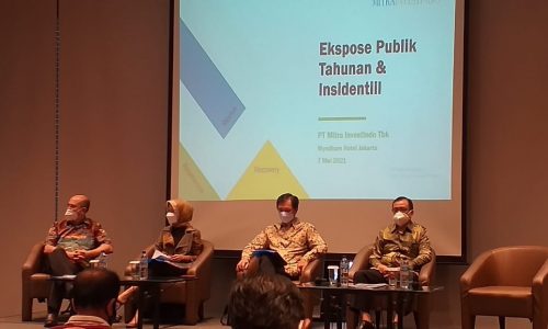 EKSPOSE TAHUNAN DAN INSIDENTIIL