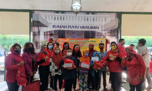 GERAKAN PEREMPUAN SOKSI GELAR SANTUNAN DI RUMAH PIATU MUSLIMIN