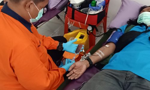 Kodim 0505/JT Kerjasama dengan PMI DKI Adakan Bakti Sosial