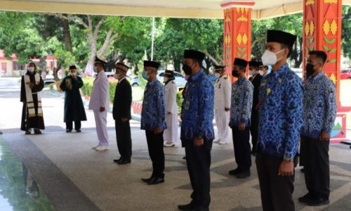 Bupati Lampung Barat Lakukan Roling Pejabat Di Ruang Lingkup Pemkab Setempat Dan Camat