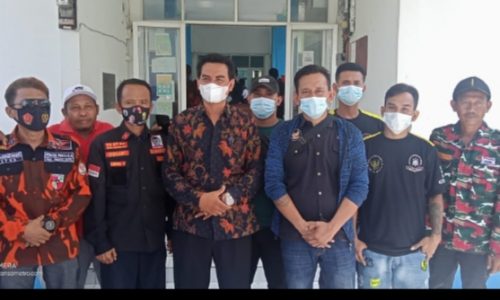 Kades Telagajaya Gelar Jumpa Pers, Klarifikasi Terkait Tuduhan Dugaan Pungli Program PTSL