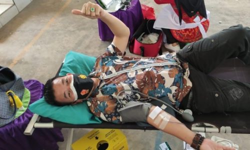 Kasat Narkoba Polres Way Kanan Ikut Kegiatan Donor Darah Dalam Rangka HUT Bhayangkara Ke – 75