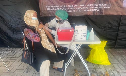 Gerai Vaksin Presisi Polres Kep Seribu Gencarkan Suntik Vaksin Cegah Covid-19