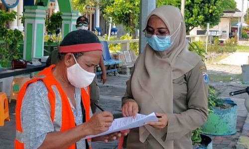 DisiplinkanWarga, 11 Pelanggar Prokes Kena Sanksi Ops Yustisi Polsek Kep Seribu Utara