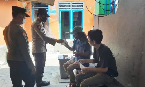 Cegah Sebaran Covid-19, 1.500 Masker Dibagikan kepada Warga oleh Polres Kep Seribu