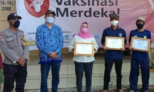 HUT RI ke 76, Sejumlah 24 Ketua RW dan 1 Ketua FKDM Dapat Penghargaan dari Polres Kep Seribu