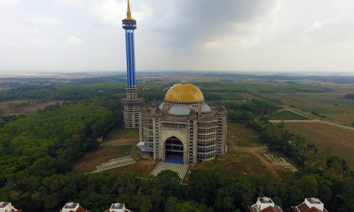 Hadiah Ulang Tahun Ke-22 Alzaytun Indonesia