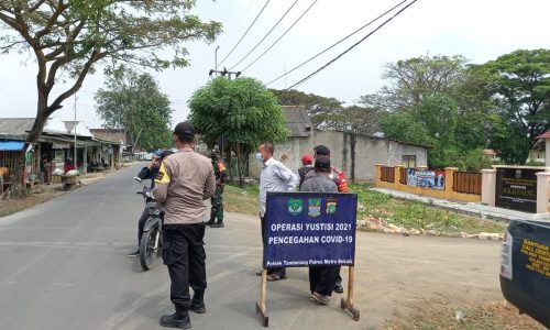 Kapolsek Tambelang : Oprasi Yustisi Pantau Penerapan PPKM untuk Menekan Angka Penularan Covid-19