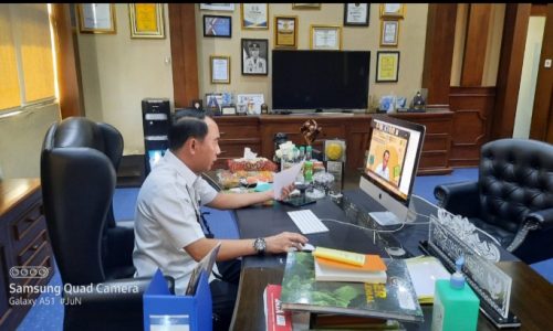 Bupati Way Kanan Pimpin Zoom Metting Pelatihan Pembuatan Video Pembelajaran Di Masa Pandemi