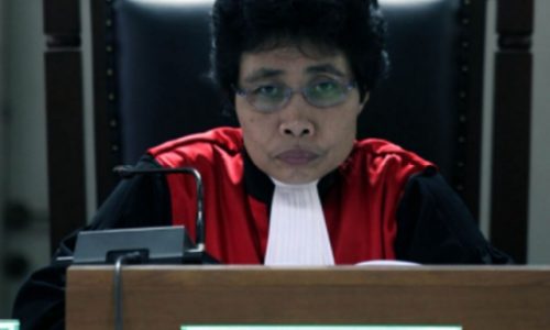 Albertina Sosok Wanita Maluku Pemberani Dalam Menyuarakan Keadilan dan HAM