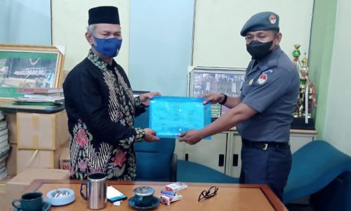 Penyerahan SK Secara Simbolis Kepada Penasehat FKBN Jakarta Utara