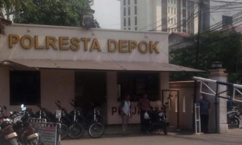 *Wartawan FWJ Indonesia hendak Konfirmasi malah di USIR, Oknum Anggota Polres DEPOK : Ini Depok bukan BEKASI !?!*