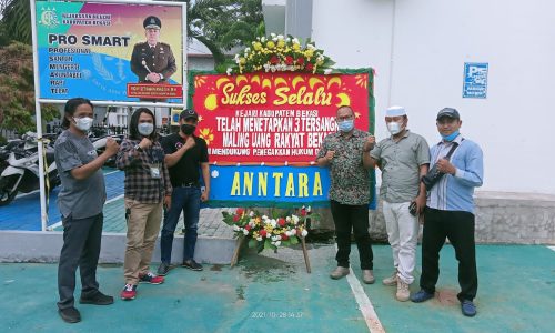 3 Pejabat Dibui, Anntara Kirim Karangan Bunga Dukung Kejari Kabupaten Bekasi