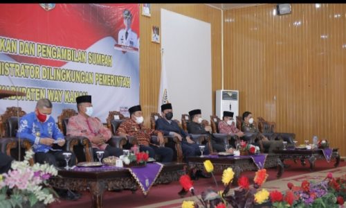 Wakil Bupati Way Kanan Lantik 79 Pejabat Administrator Di Lingkungan Pembak Way Kanan