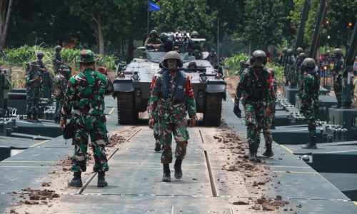 *Amphibious Poonton  Bantu Gerak Maju Pasukan Latancab Kartika Yudha 2021*