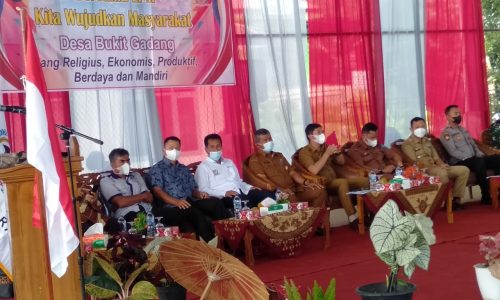 Walikota Sawahlunto Deri Asta SH, Hadiri Lomba LPM Berprestasi Tingkat SumBar Di Desa Bukik Gadang Kota Sawahlunto.