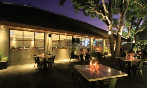 MENIKMATI RASA AMAN, NYAMAN, DAN MENGHIBUR DI SEPREKEN KITCHEN DAN BAR