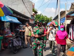 Kelurahan Semper Timur dan Tiga Pilar Gelar Kampanye Penggunaan Masker di Pasar Jongkok