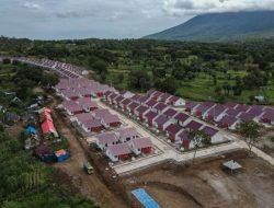 Selesai Secara Bertahap, Kementerian PUPR dan Pemda Mulai Serah Terima Kunci Hunian Tetap Warga Terdampak Bencana Badai Seroja di NTT dan NTB