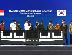 Presiden Jokowi Resmikan Mobil Listrik Rakitan Indonesia, PLN Siap Mendukung Infrastruktur dan Pasokan Listrik