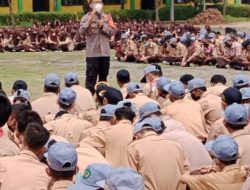 Kapolsek Sepatan : Sambangi Pelajar SMKN 2 Sepatan Kabupaten Tangerang Berikan Himbauan Kamtibmas