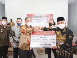 Didampingi Amran Mahmud, Samsu Niang: Tahun Ini Wajo Dapat Bansos Rp23 Miliar.
