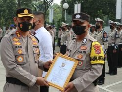Berprestasi, Bhabinkamtibmas Polsek Panongan Polresta Tangerang Dapat Penghargaan dari Kapolresta Tangerang