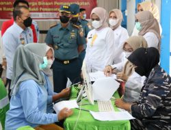 Nakes Lanal Palembang Gelar Serbuan Vaksinasi Di Lapas Perempuan Kelas II/A Palembang