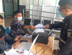 Bantu Kelancaran Mudik, Nakes Lanal Palembang Kembali Gelar Serbuan Vaksinasi di Stasiun Kereta Api Kertapati dan Pelabuhan Boom Baru Palembang